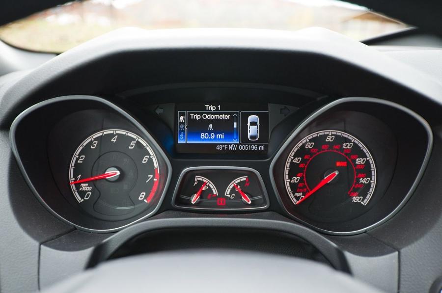  Ford Focus ST 2013 года  (фото 14 из 92)